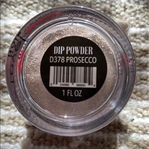 Nail dip powder